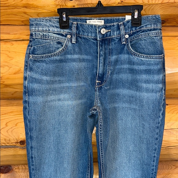 Free People NWOT West Coast Relaxed Flare Jeans Size 28 in Humble - Picture 8 of 13